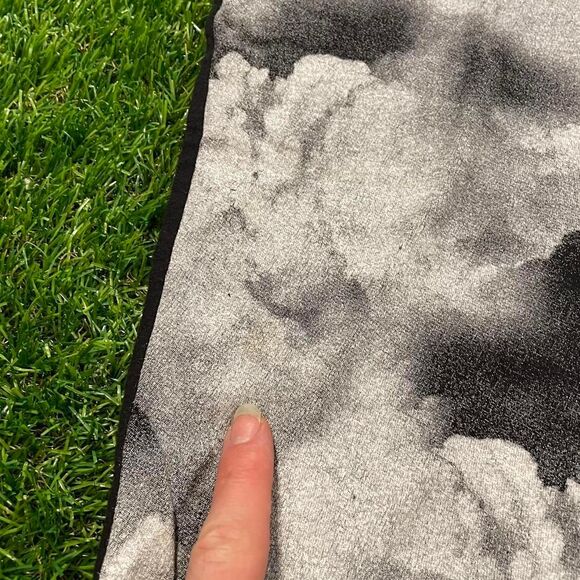 Aeropostale NYC 84 retro graphic cotton tee black and white men's (L) - Picture 5 of 5